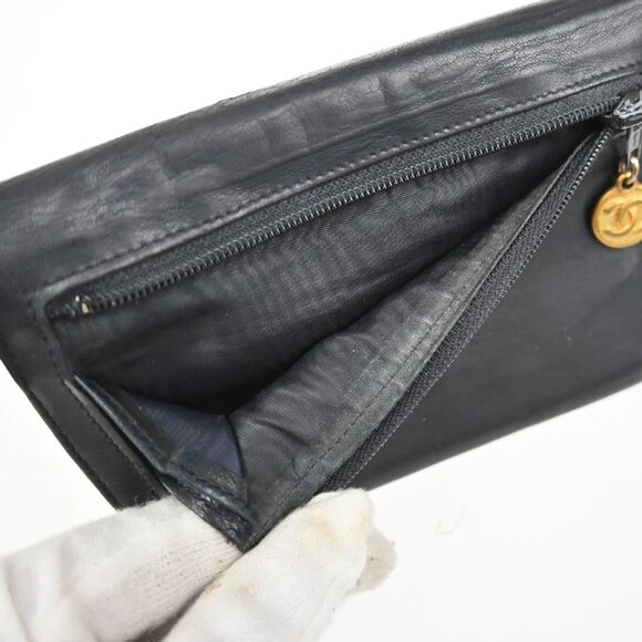 CHANEL CC Logo Bifold Wallet Leather Black GHW France Vintage 01KB335 - Picture 12 of 16